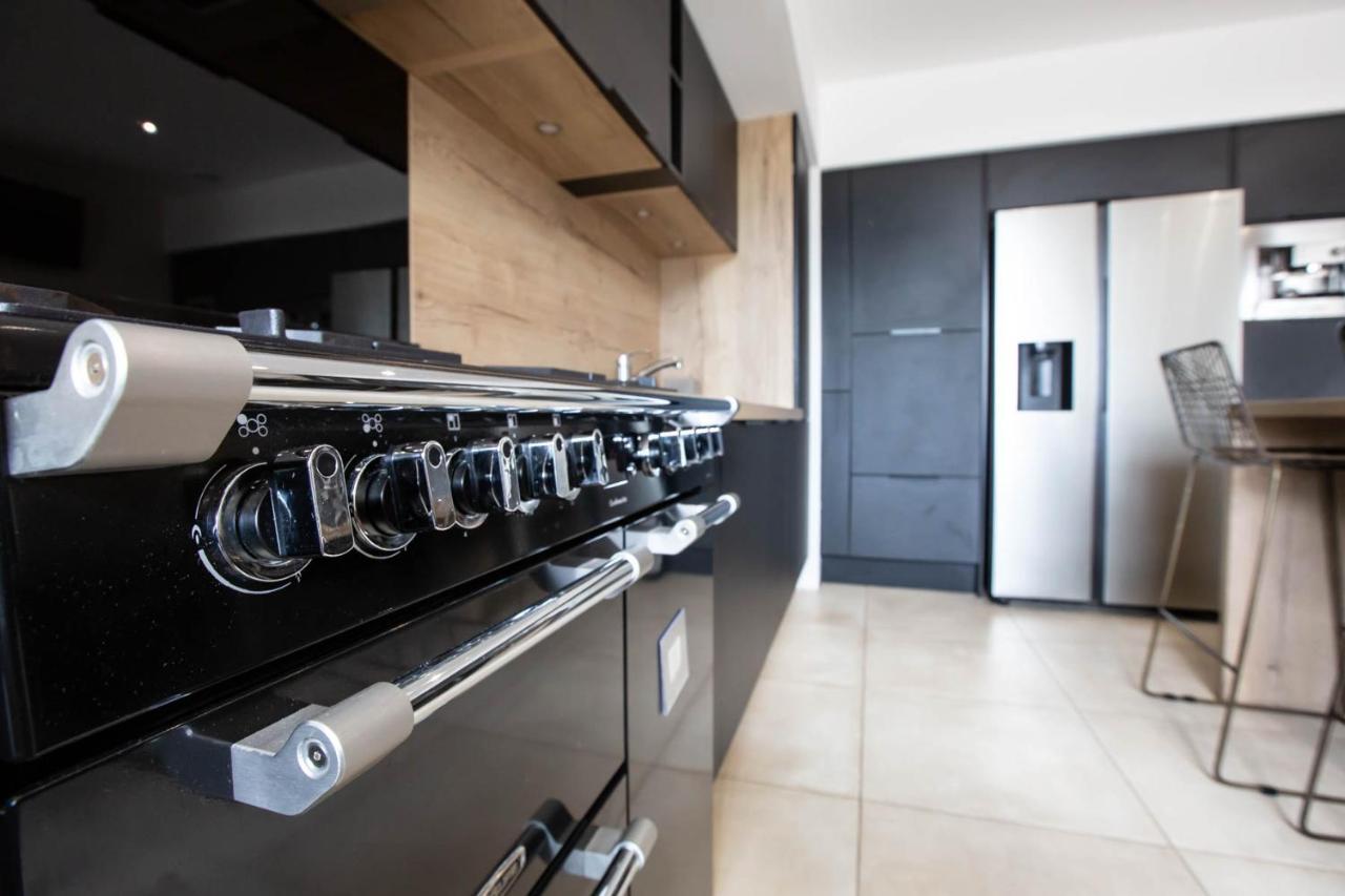 Au Bouchon Hotel Saint-Aigulin Bagian luar foto