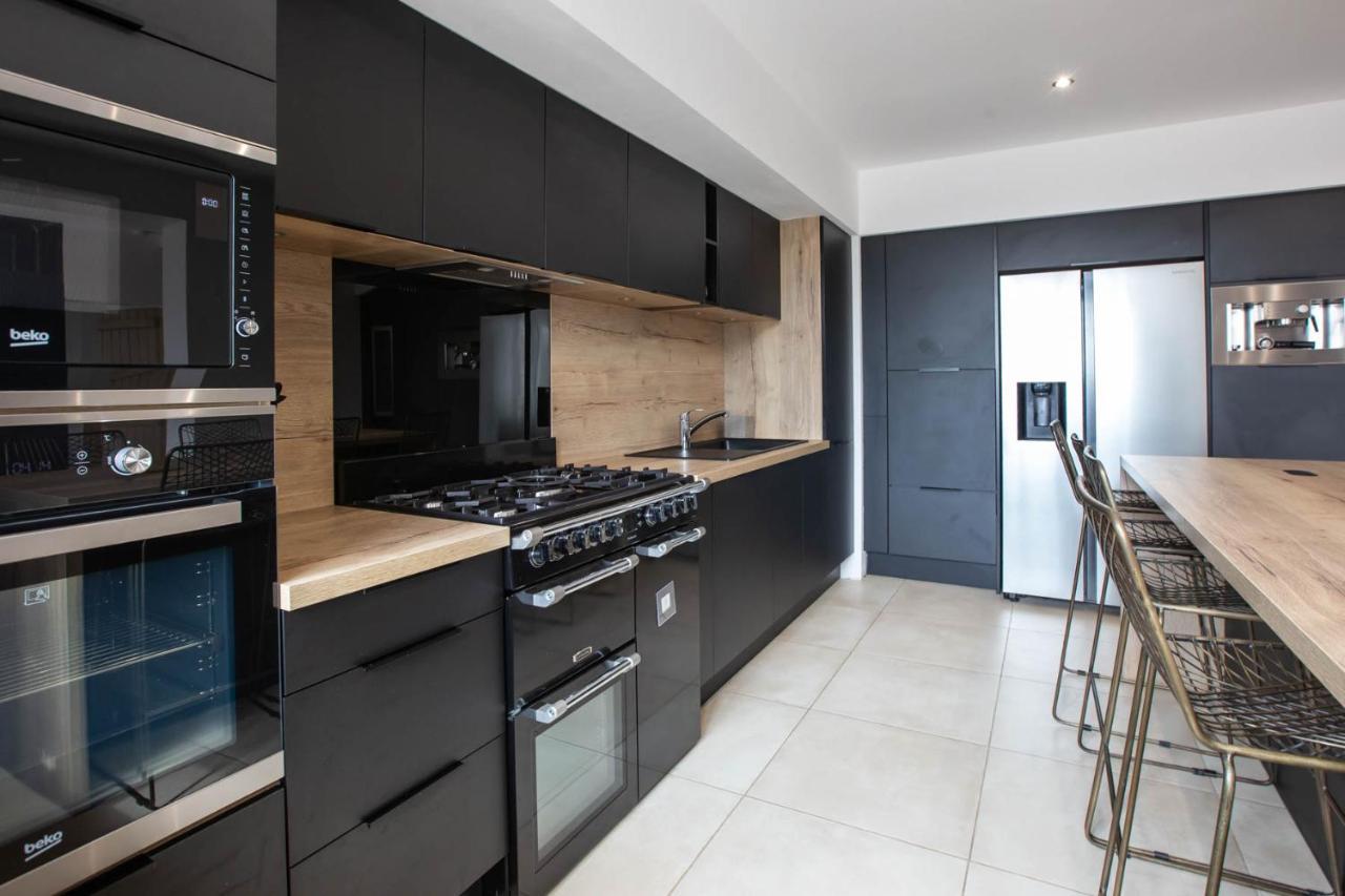Au Bouchon Hotel Saint-Aigulin Bagian luar foto
