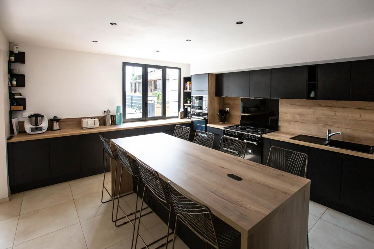 Au Bouchon Hotel Saint-Aigulin Bagian luar foto